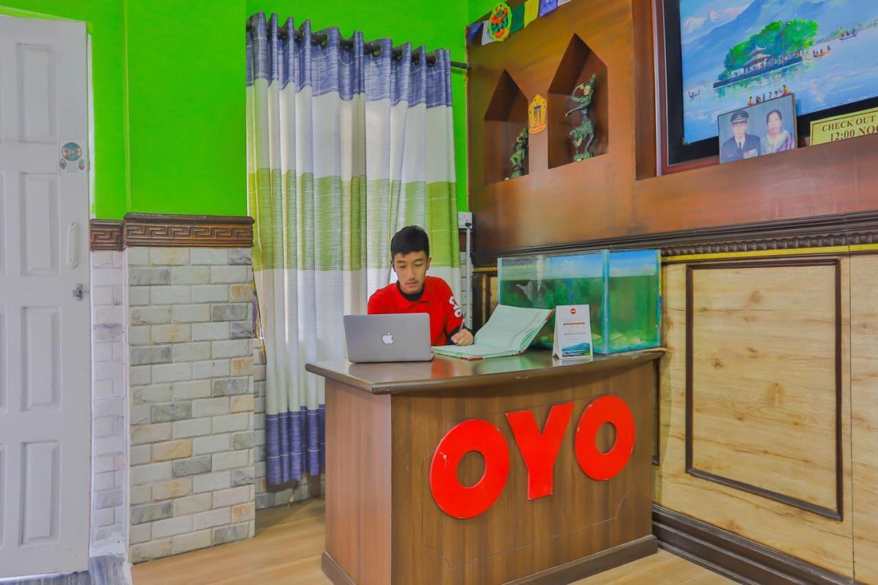 Oyo 720 Lekali Homes And Restaurant カトマンズ エクステリア 写真