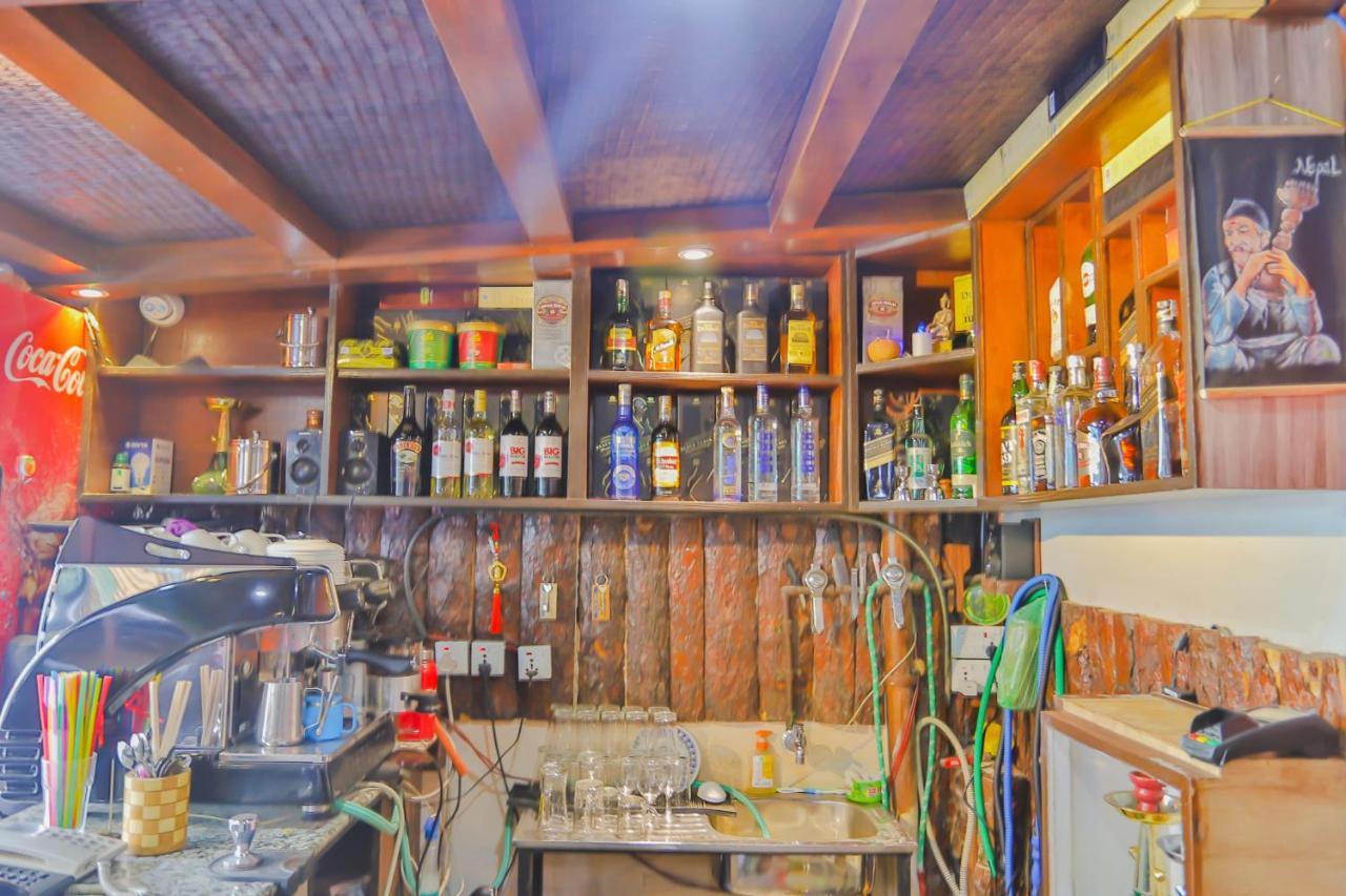 Oyo 720 Lekali Homes And Restaurant カトマンズ エクステリア 写真